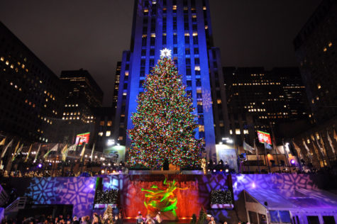 NEW YORK - DECEMBER 02:  A general view of the Rockefeller Center Christmas tree lighting at Rockefeller Center on December 2, 2009 in New York City.  (Photo by Bryan Bedder/Getty Images)